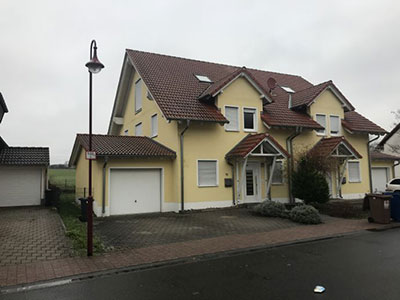 Doppelhaushälften mit Garage in Hütschenhausen
