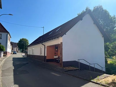 Einfamilienhaus mit Garage in Obernheim- Kirchenarnbach